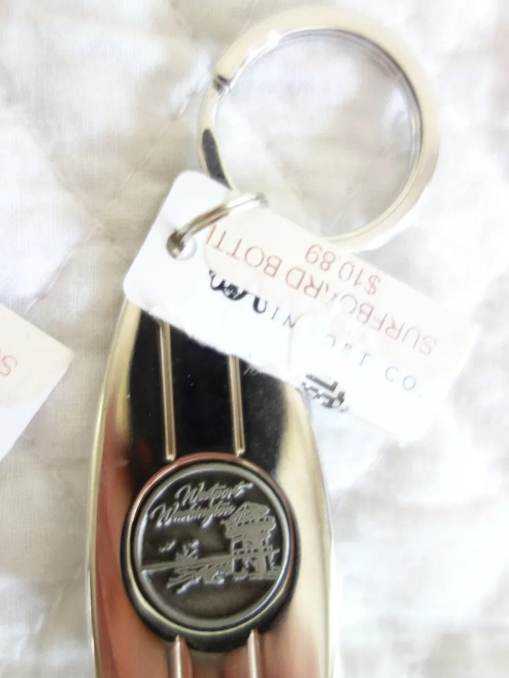 Lot of 4 New $43.56 PACIFIC NORTHWEST, WESTPORT WA Metal Surfboard Key Chains